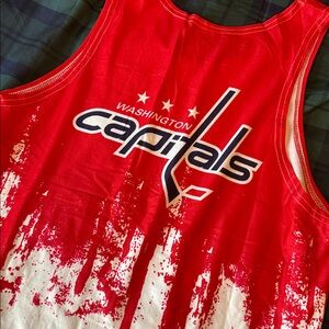 Washington Capitals Red and White Graphic Tank,XL